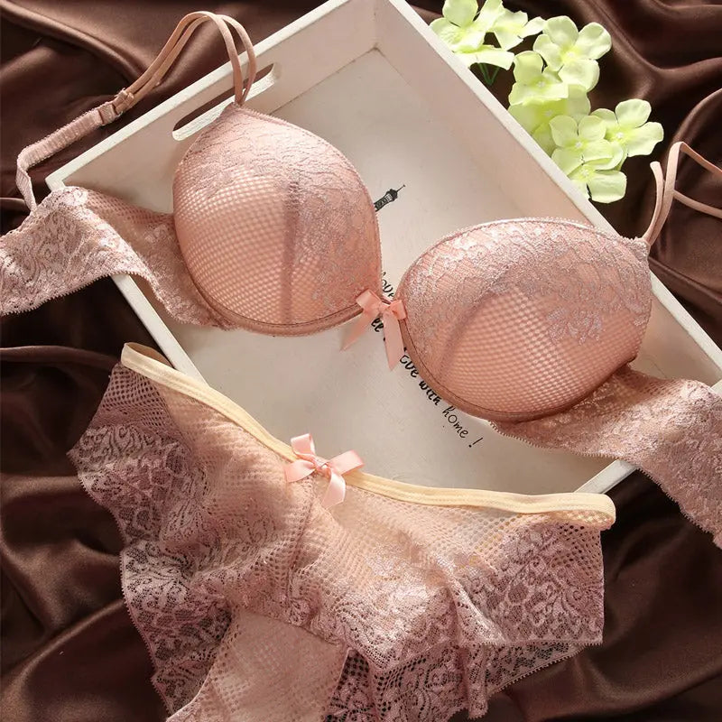 Luxurious Vintage Lace Push Up Bra Set ANB94