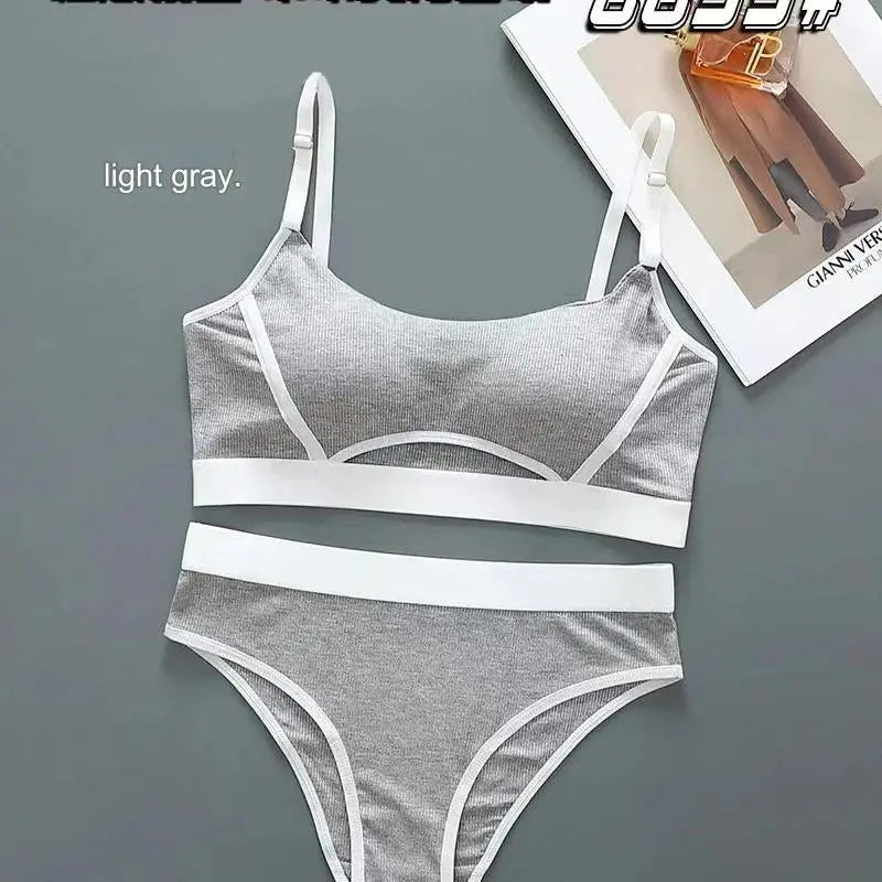 Women’s Seamless Tube Top & Thong Sports Bra and Panty Set with Adjustable Buckle & Stylish Design