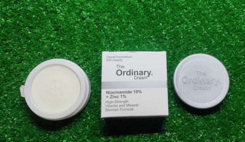 Niacinamide skin brightening cream for dark spots, uneven skin tone, hydration and glowing smooth healthy facial skin care.